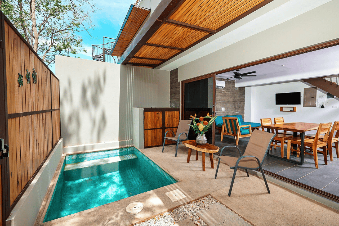 Green Turtle Townhomes - Tamarindo Investment Complex