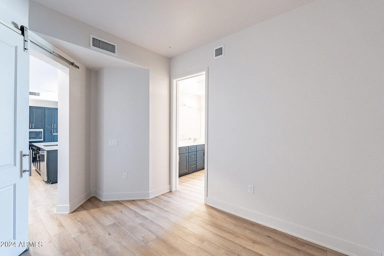 3131 N CENTRAL Avenue, 5012, Phoenix Unit: 5012