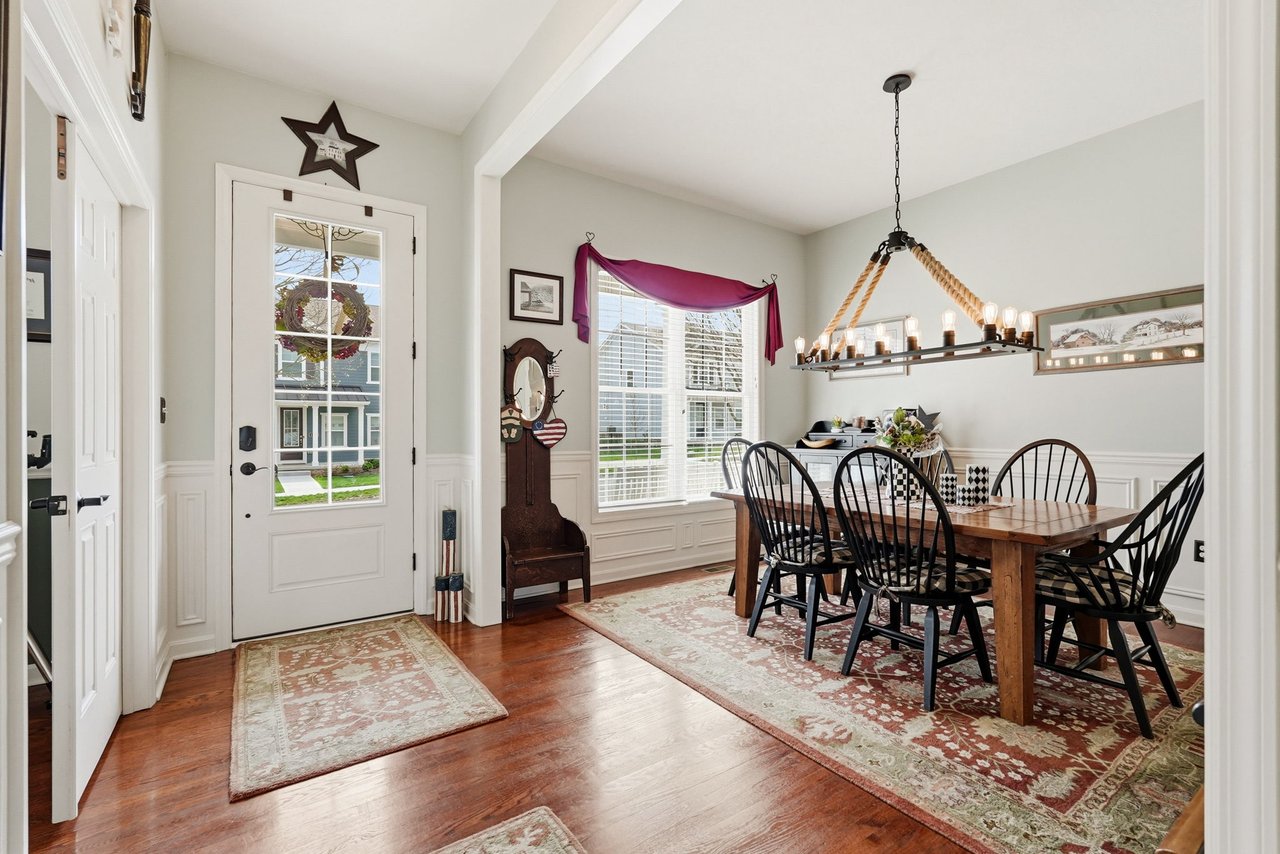 EXCLUSIVE LISTING  -  1234 Newbury Highland