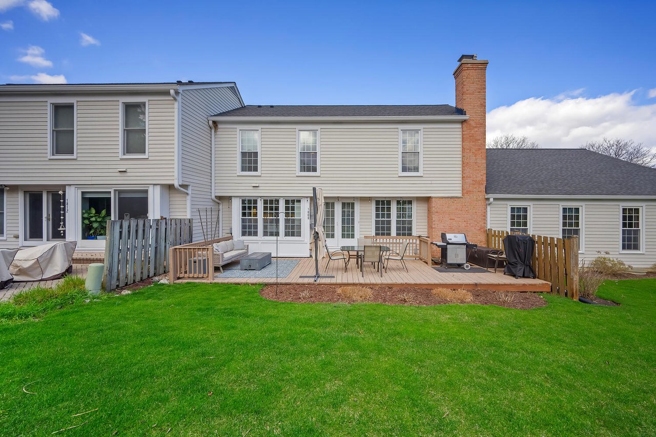 1808 Courtenay Drive, Wheaton IL – Adare Farms Townhome Near Parks, Trails, and Top Schools