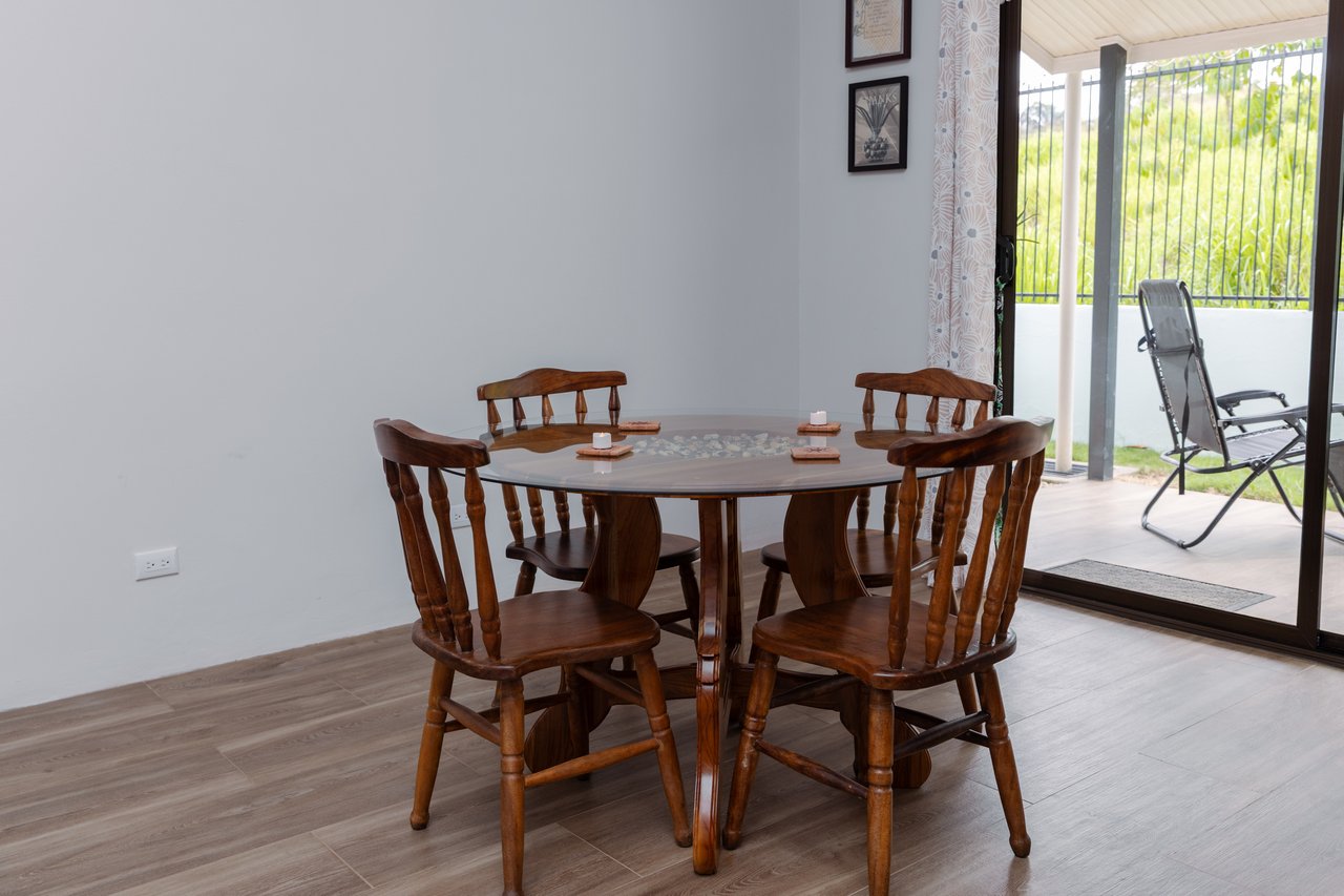 Turnkey Modern Home Near Quepos Marina – Move-In Ready! 2BDR&2BATHS