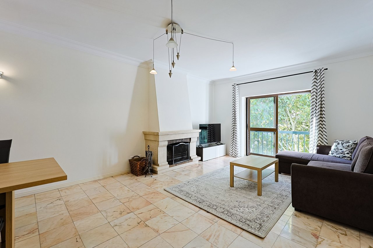 Luxury 3-Bedroom Apartment in Prestigious Cascais