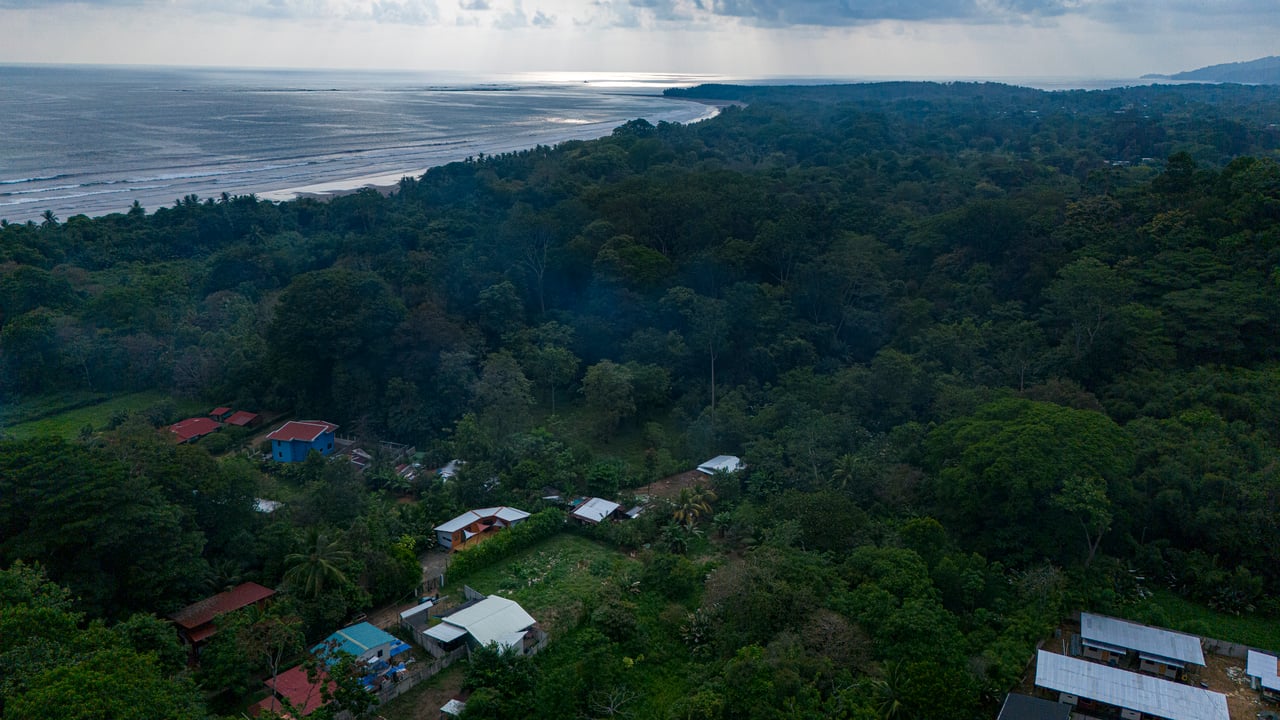 Affordable beach lot in Uvita