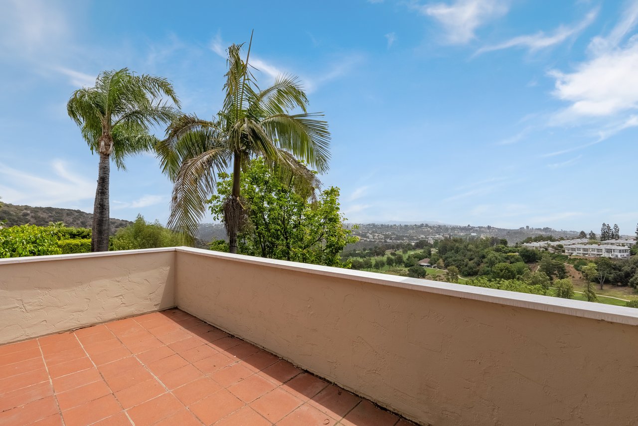 2282 Canyonback Rd, Brentwood