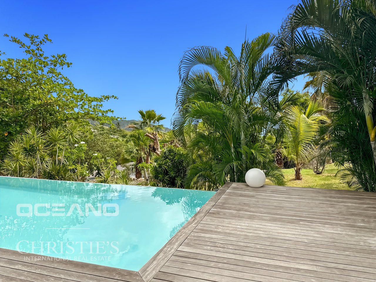 Villa with Pool, 3 Bedrooms– Jardins de la Baie Orientale