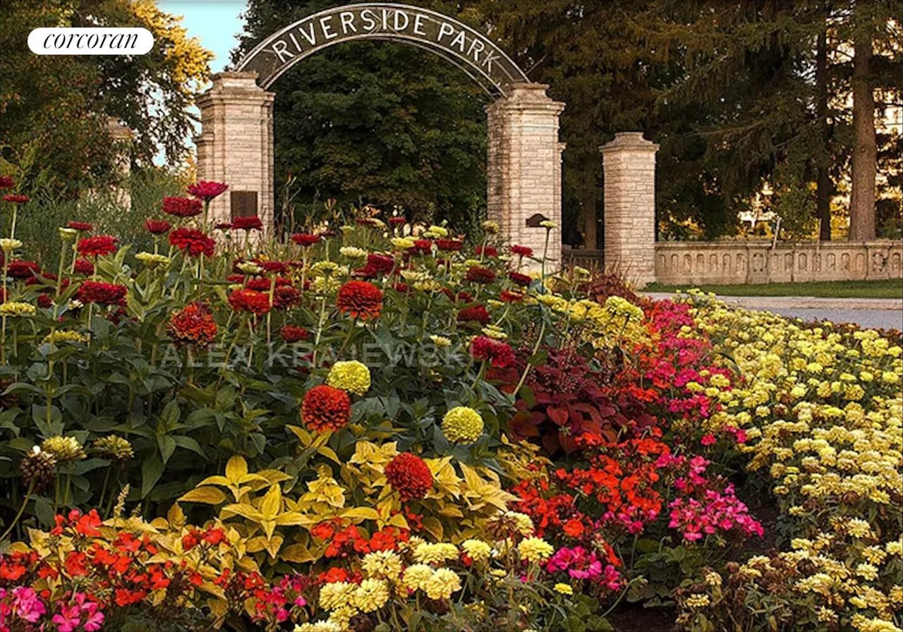 235 West 76th Street, PH1