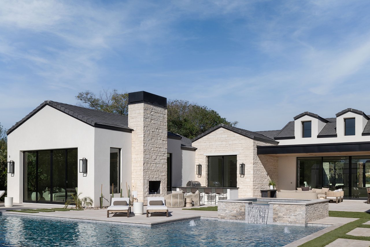 5717 E VIA LOS RANCHOS