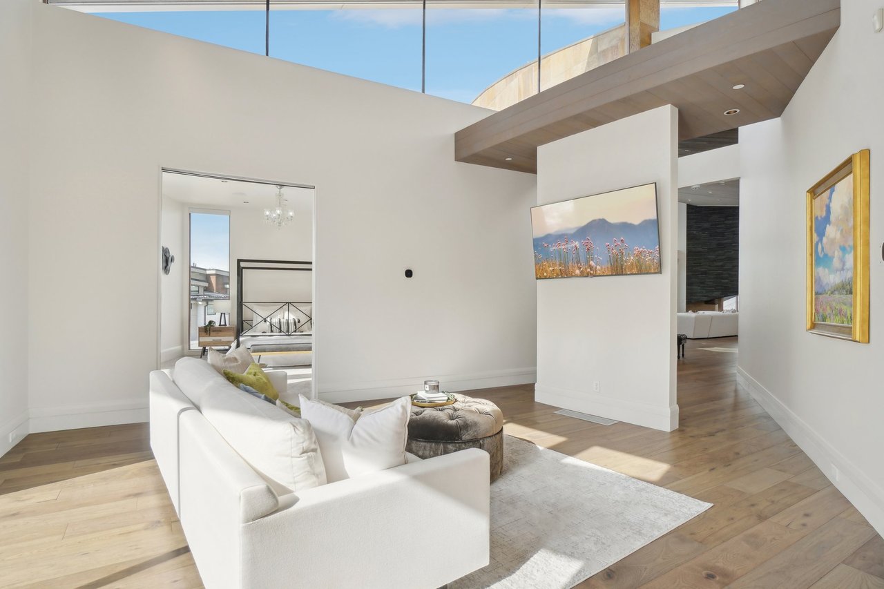 4141 E Canyon Estate Dr