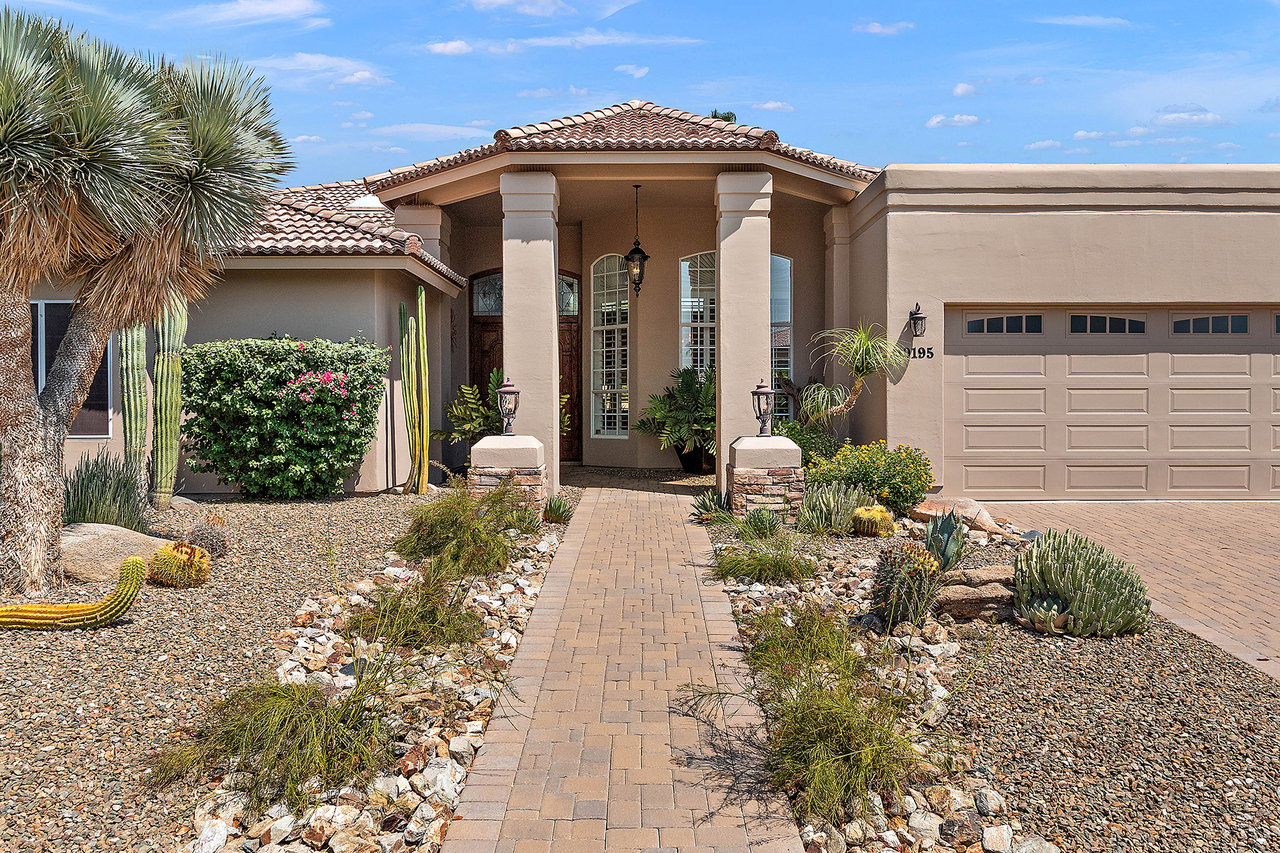 10195 E CORRINE Drive
