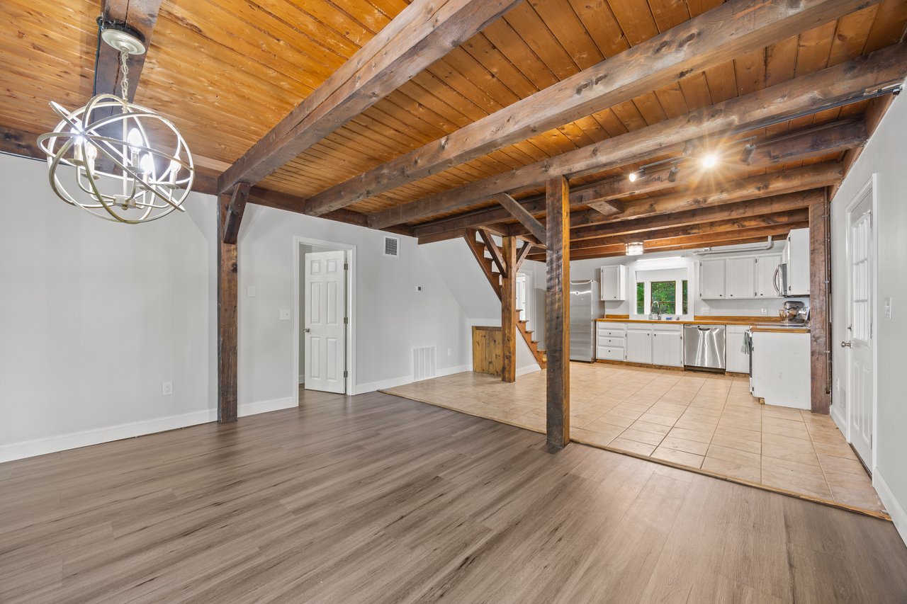 377 River Rd, Bowdoinham