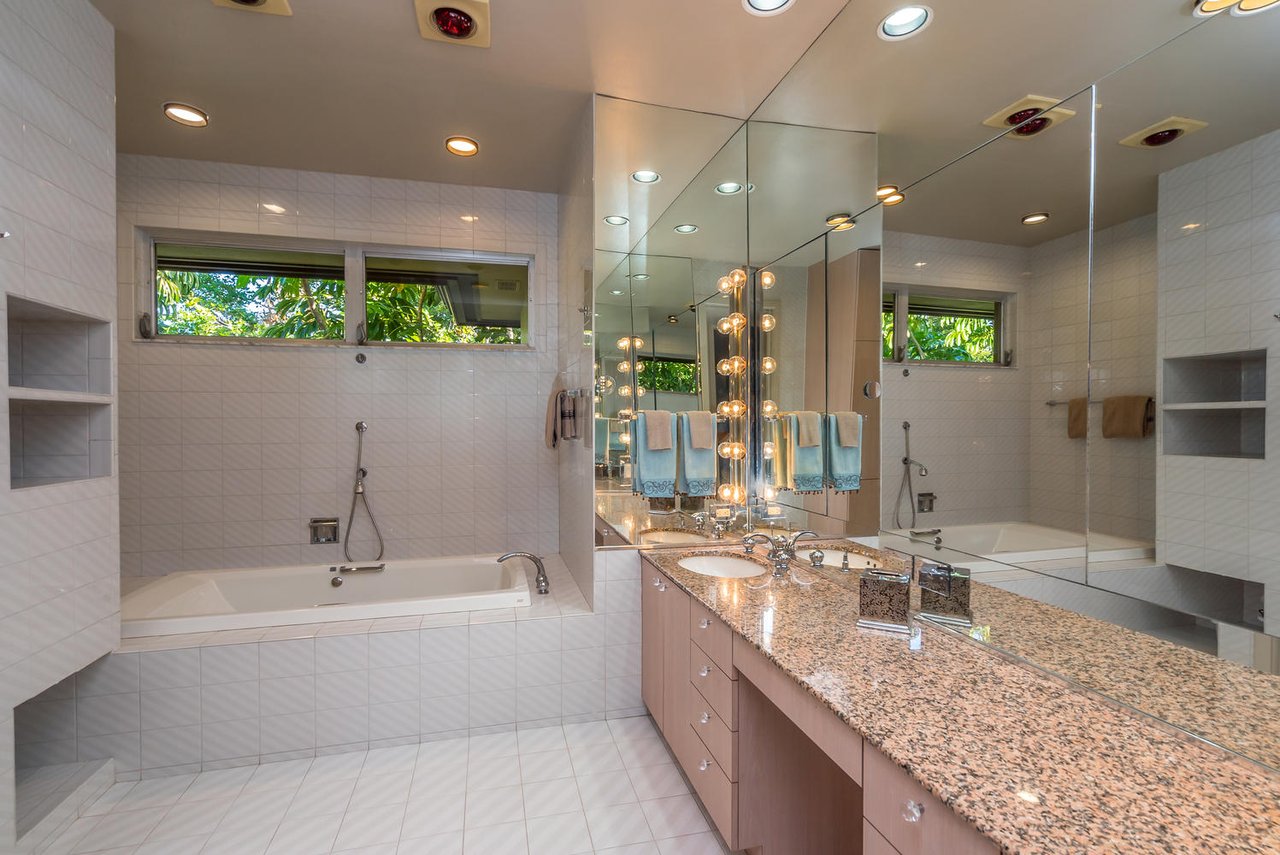 682 Mourning Dove Dr