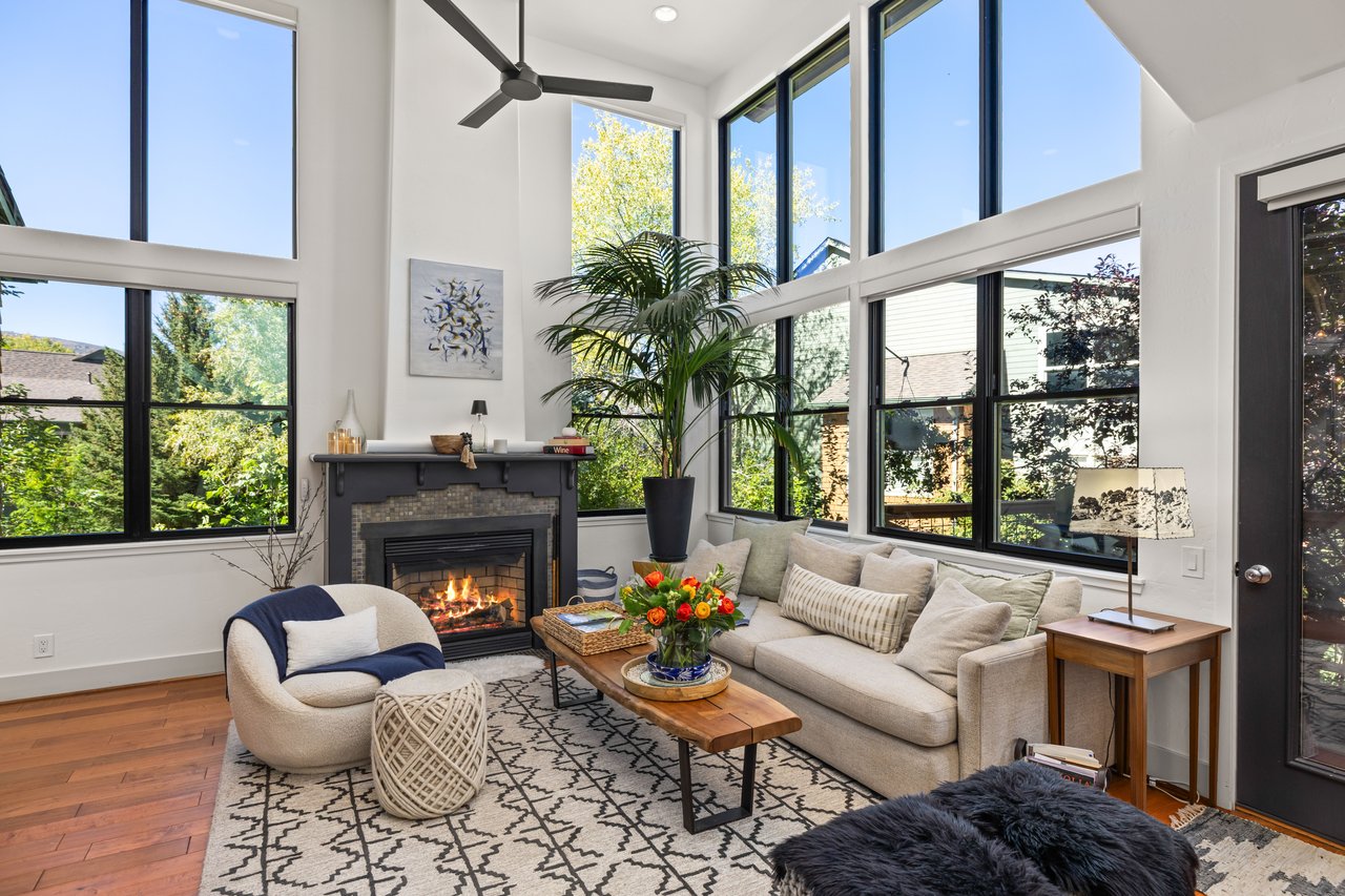 Fully Remodeled End Unit with Designer Luxury