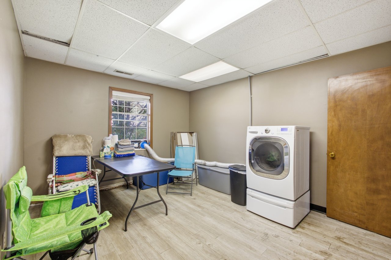 1267 Carding Machine Rd. Loudon, TN 