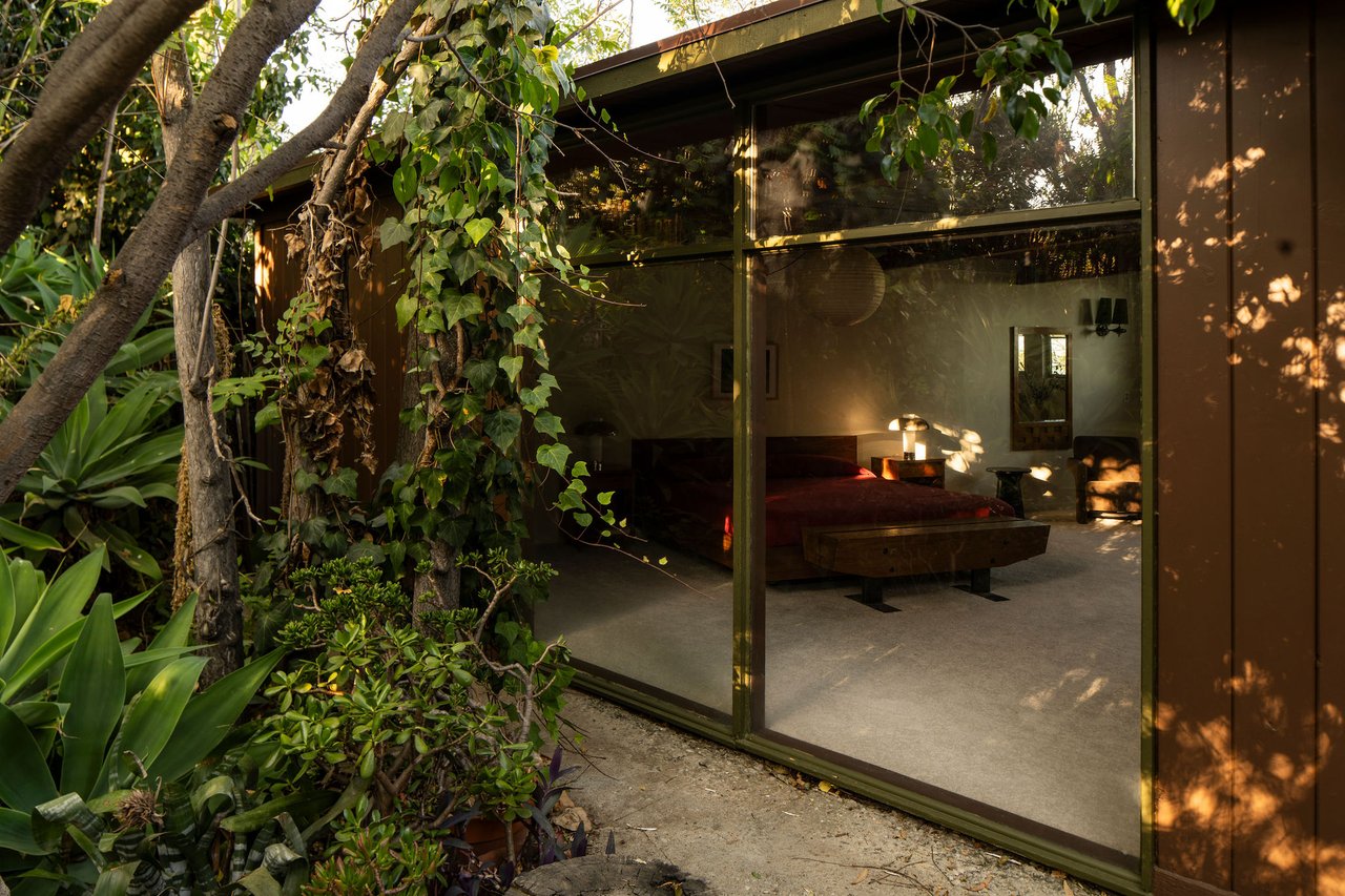 The Robert Pena Rosales Residence, 1952
