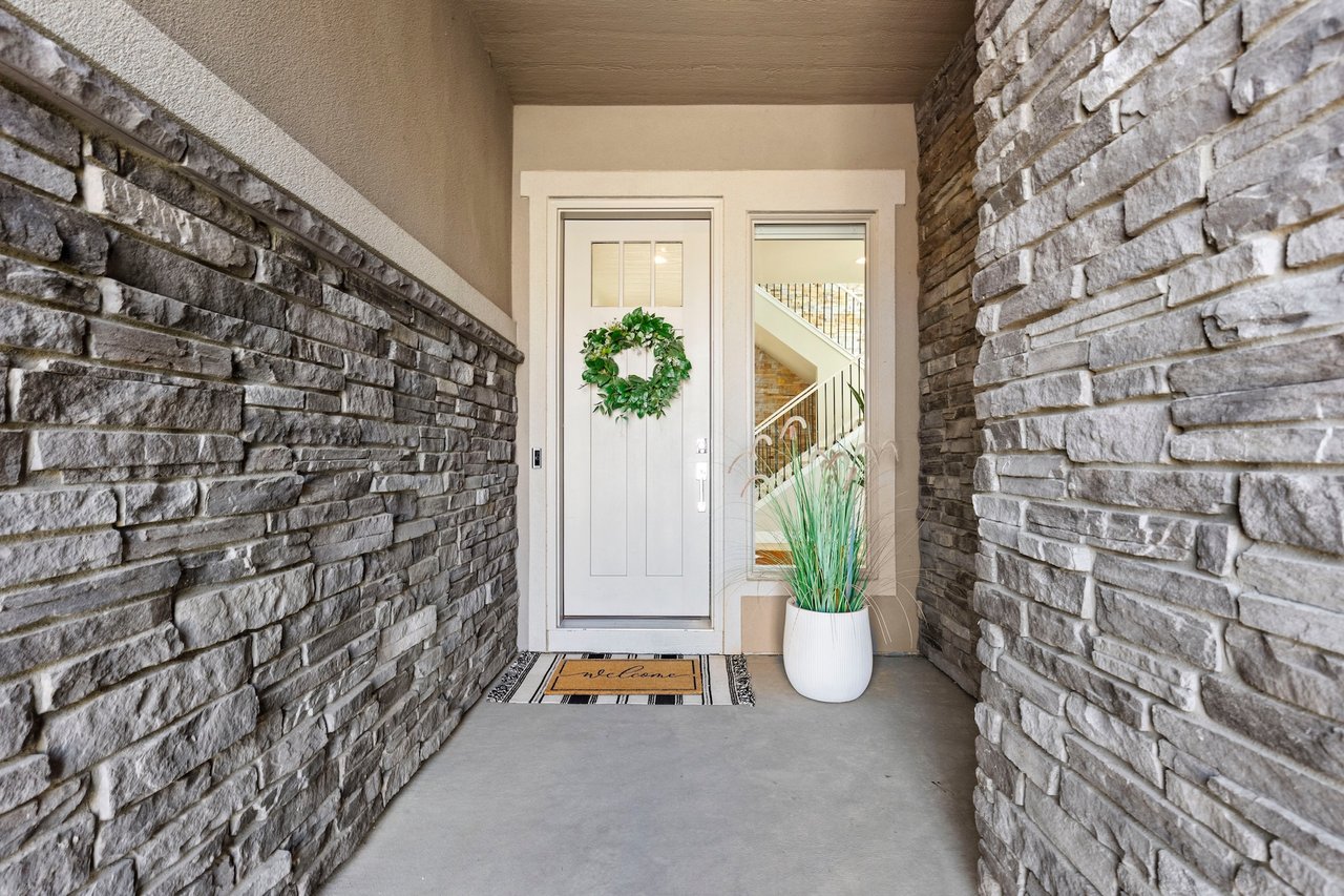 10424 Maplebrook Way