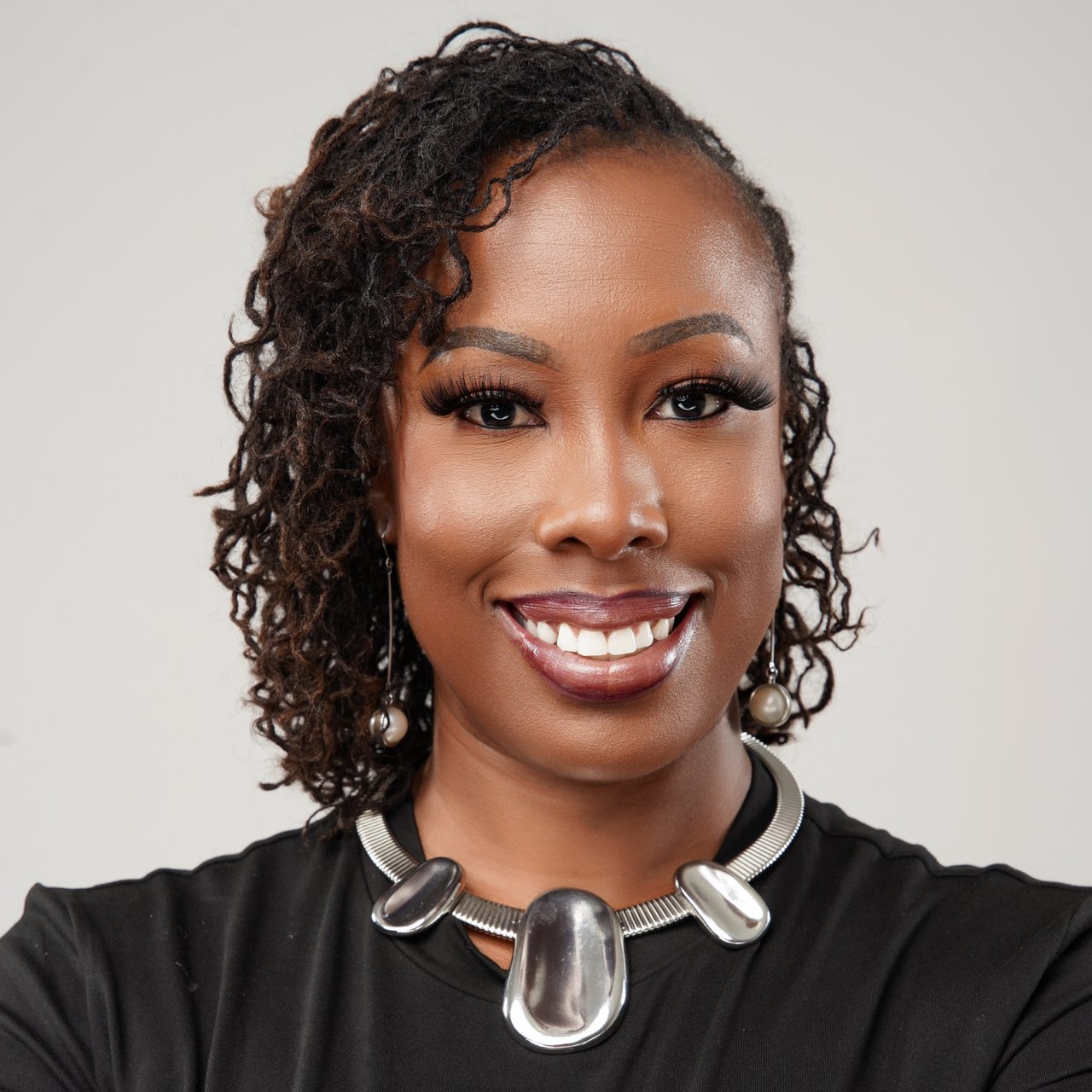 Jamesha Adams Atlanta, GA Real Estate Agent Headshot