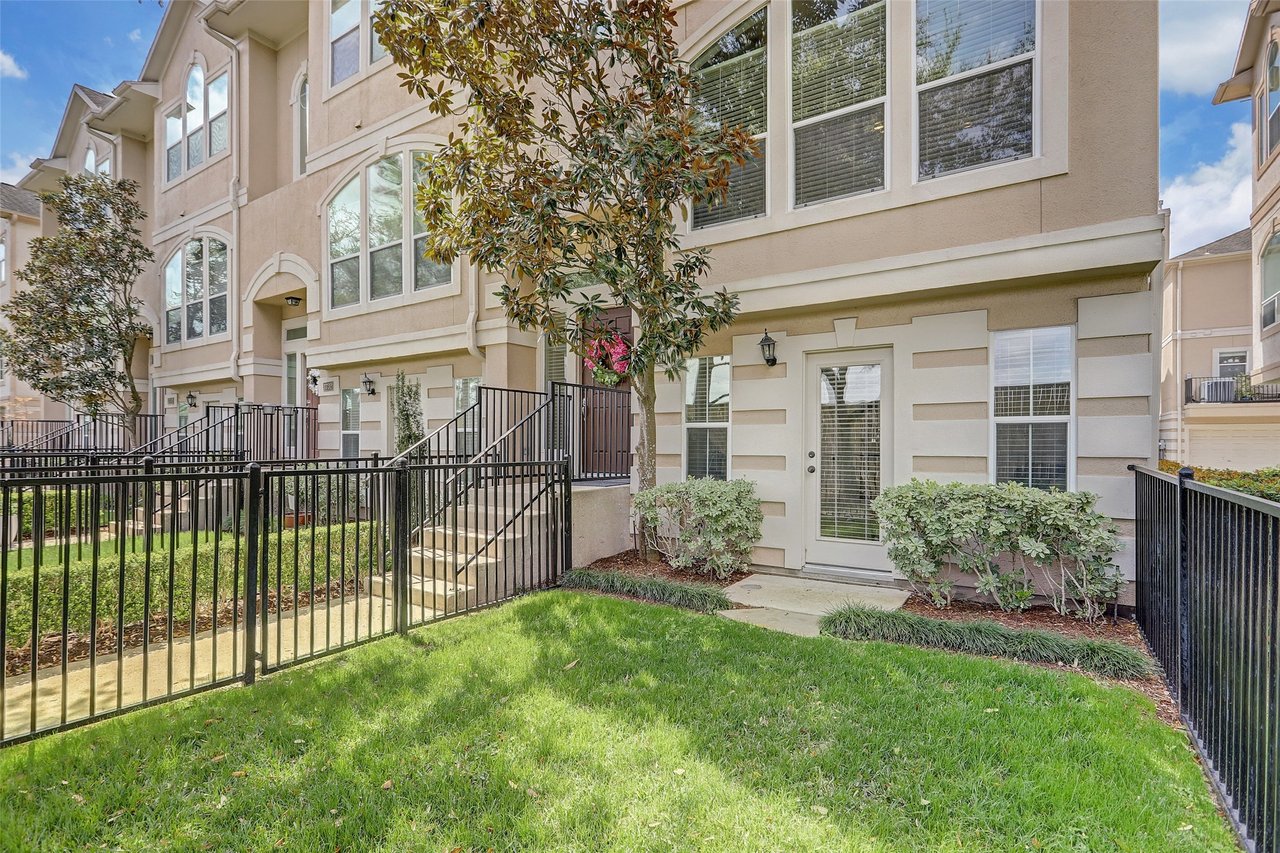 1730 French Village Dr