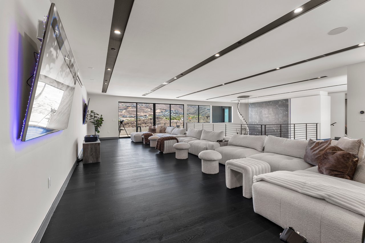 1463 Solitude Ridge Dr