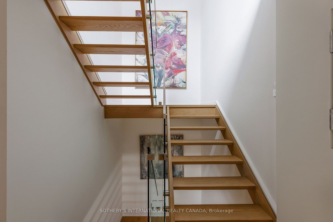 Rock Star King East Two-Storey Penthouse