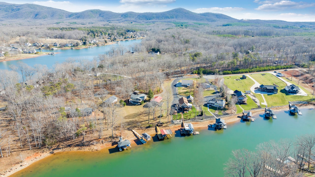 1111 Jefferson Dock RD