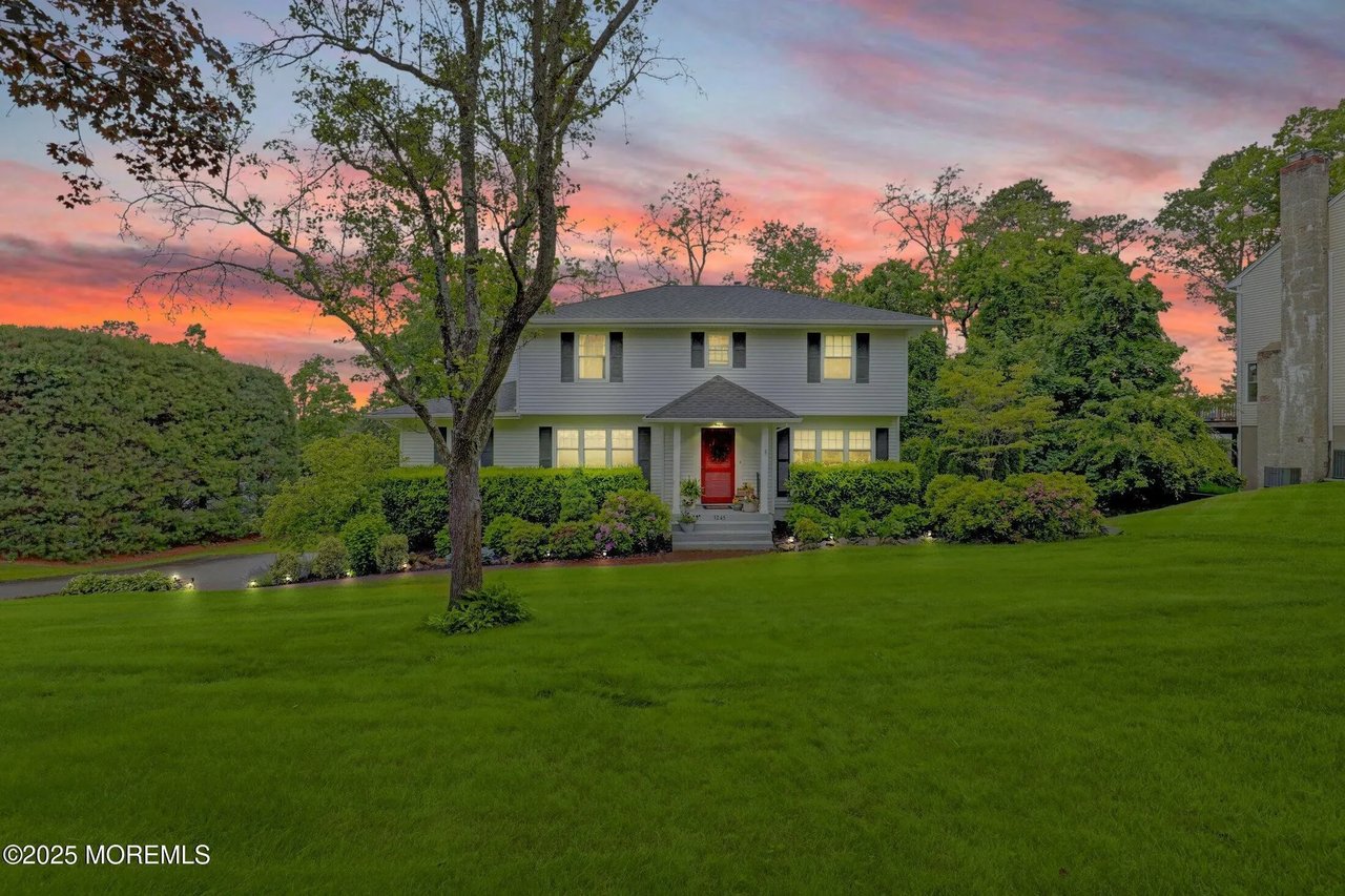 3245 Rambling Hill Court