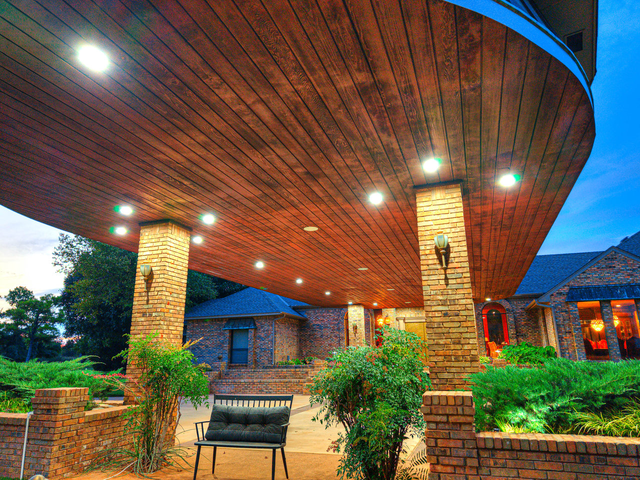 Private 18-Hole Golf Course Estate with Pickleball Court – A Once-in-a-Lifetime Opportunity in Edmond, Oklahoma - Wyatt Poindexter - The Agency OKC 