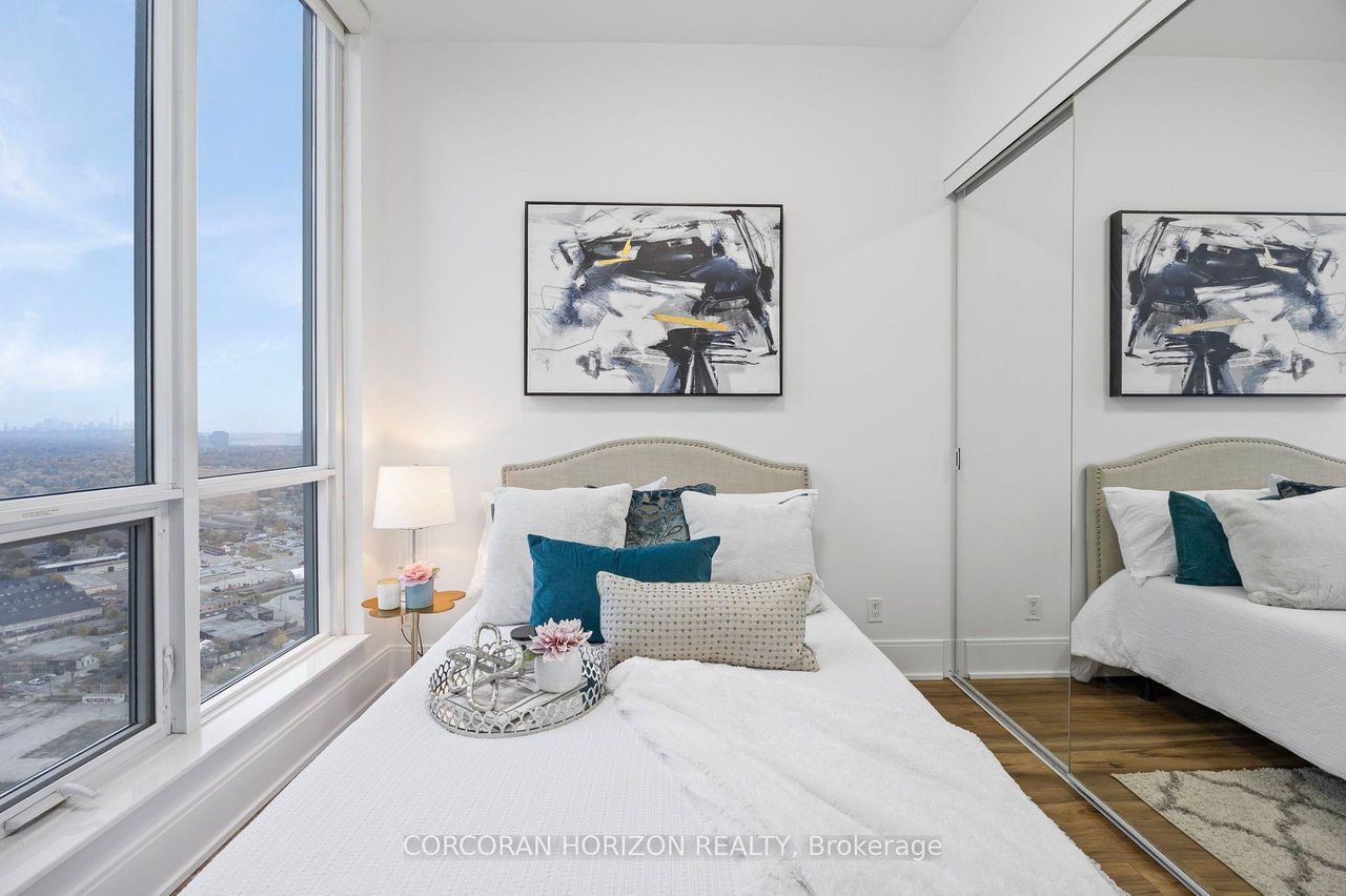 PRIME PENTHOUSE LIVING IS NOW EASY! 