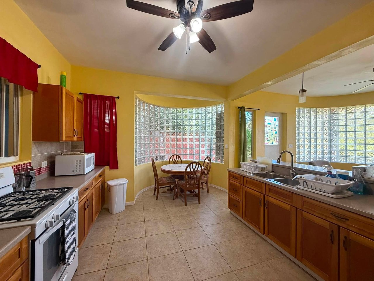 1146 Hawk's Nest 2 Bedroom Apartment 