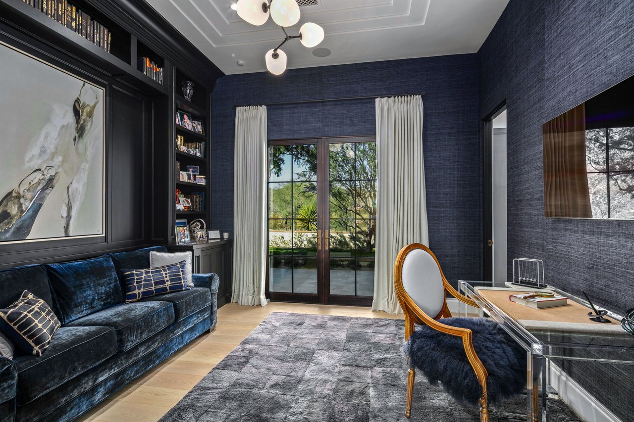 10927 E Windgate Pass Drive, 1519