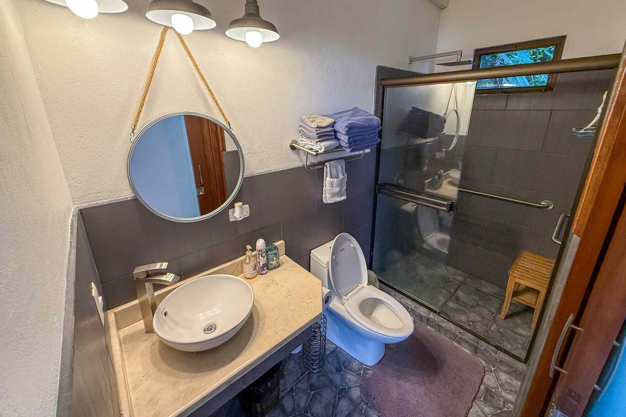 Panoramic Ocean View 4-Bedroom Home with Big Pool & Ample Space to Entertain in Ojochal Costa Rica