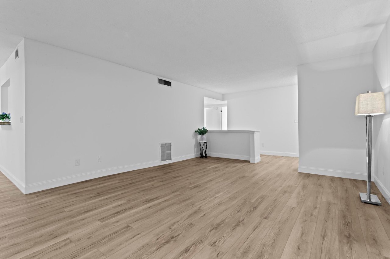 37 Muncy Court SE Update Condominium 