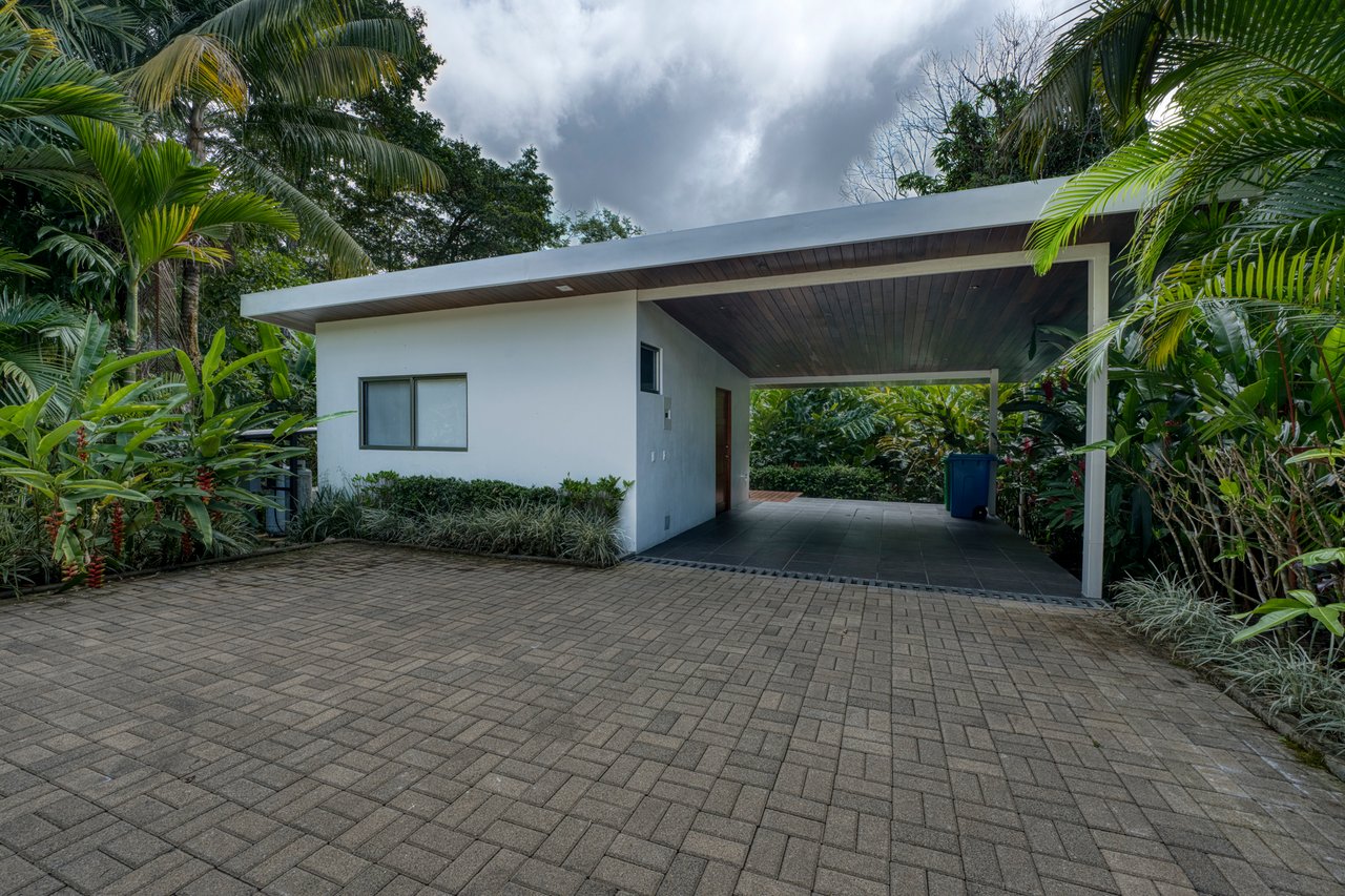 Costa Rican Villa with Whales Tail Views