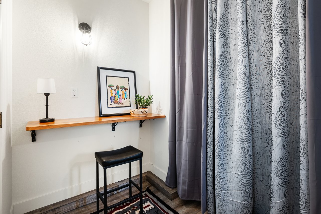 4333 Vantage Ave, Studio City