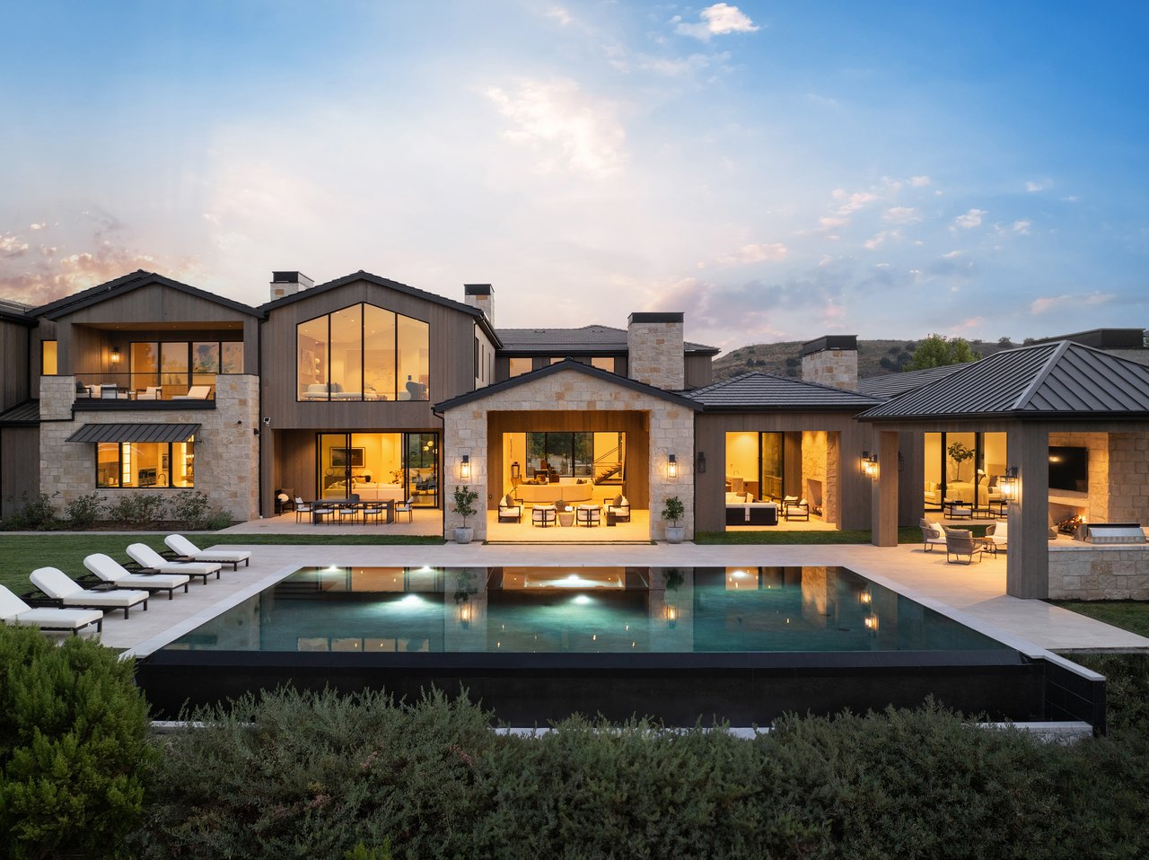 24105 HIDDEN RIDGE RD, HIDDEN HILLS