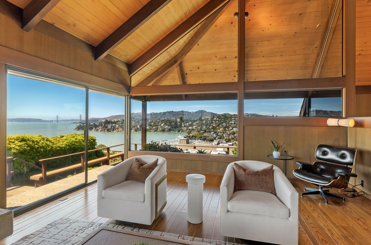 Spectacular Views of the Bay and Golden Gate Bridge
