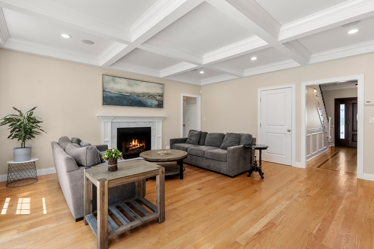 18 Patton Rd, Wellesley
