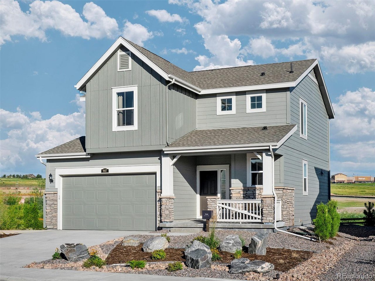 907 W Beverly Street