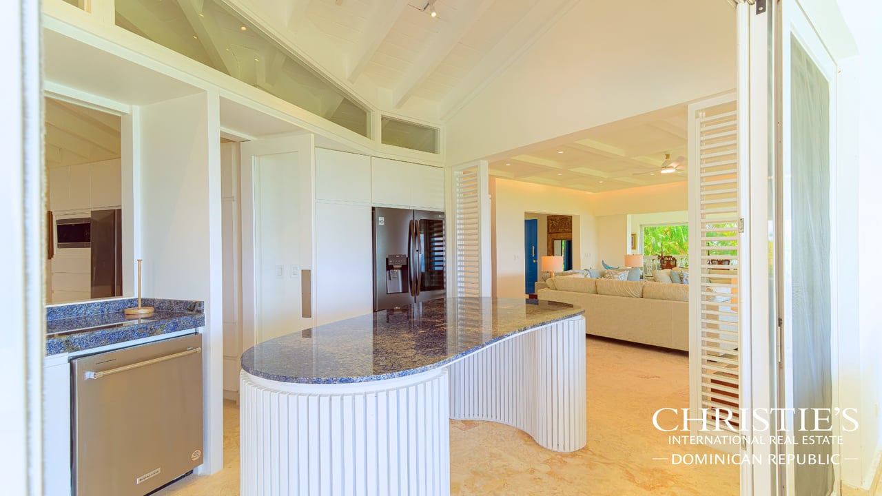 Luxury Ocean View Villa in the Puerto Bahía Resort Community