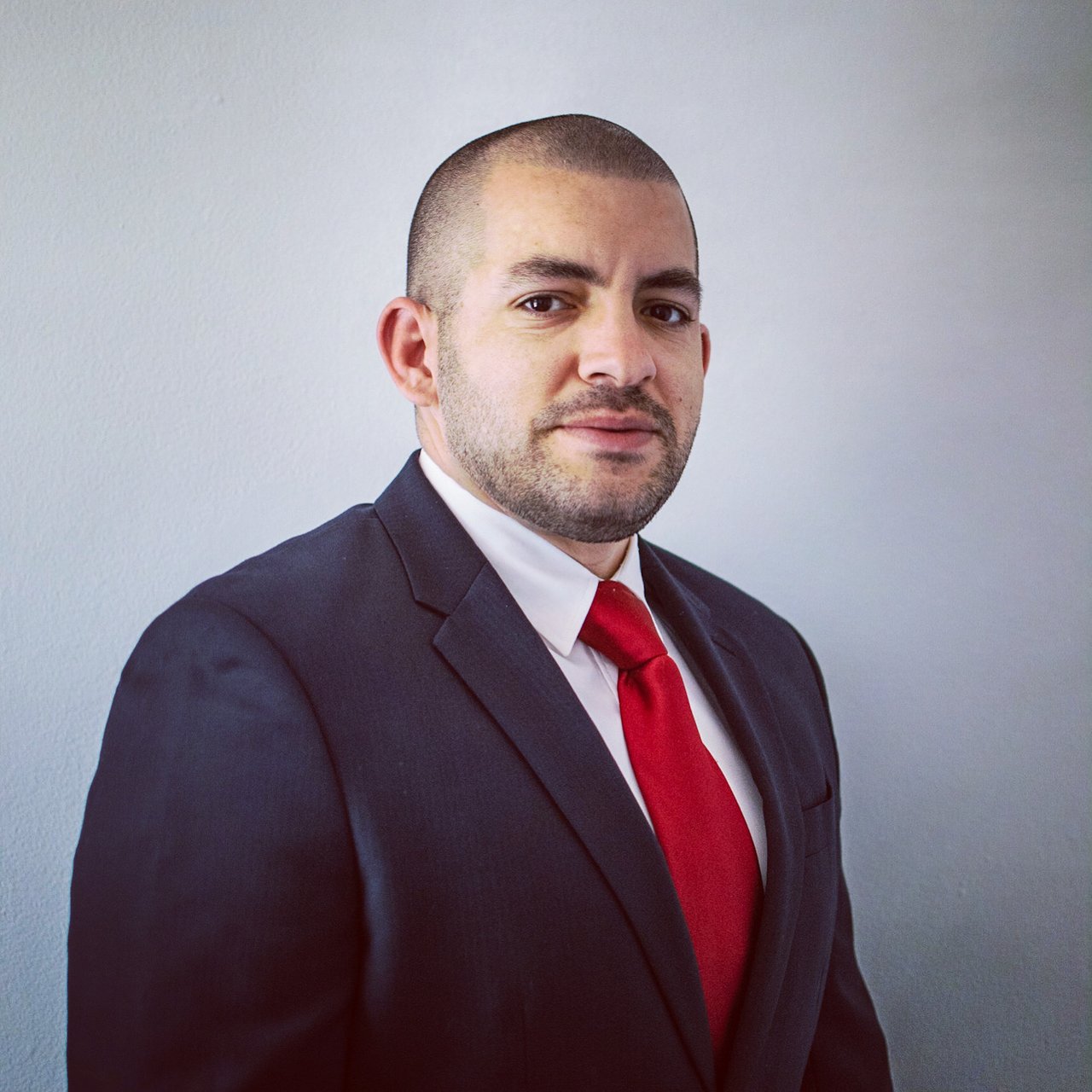 Christopher  Gil