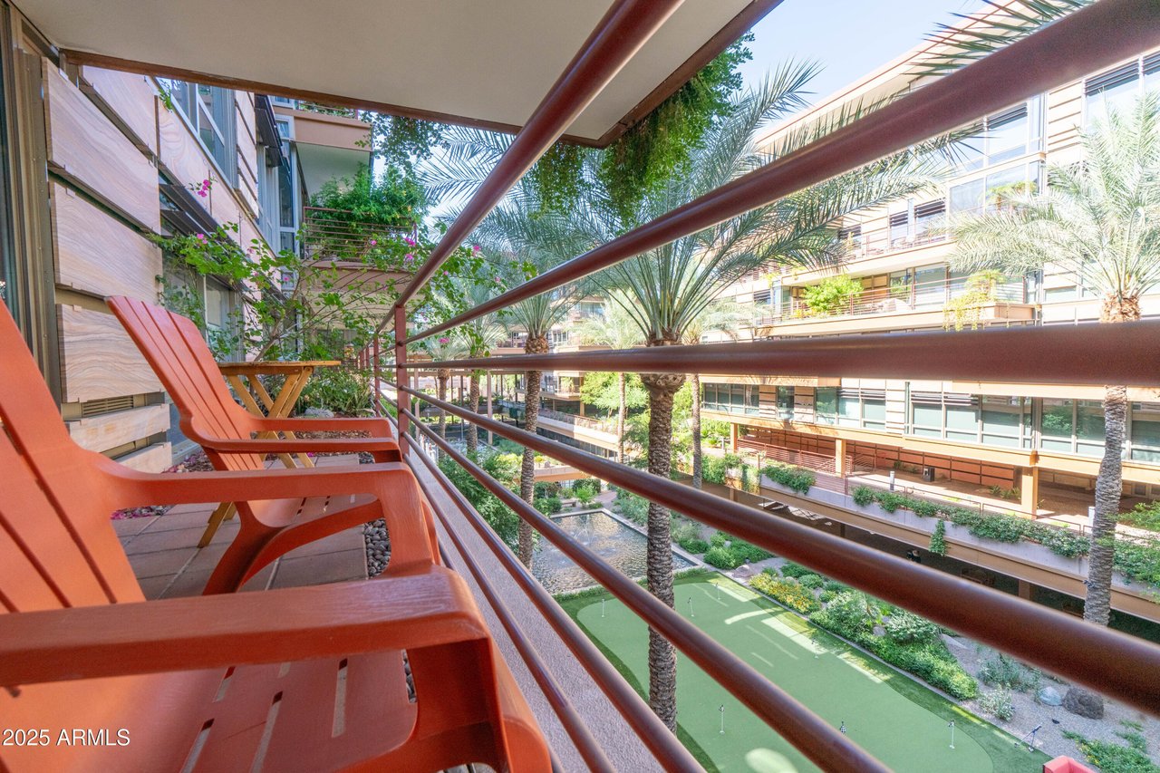 7137 E Rancho Vista Dr, #3003