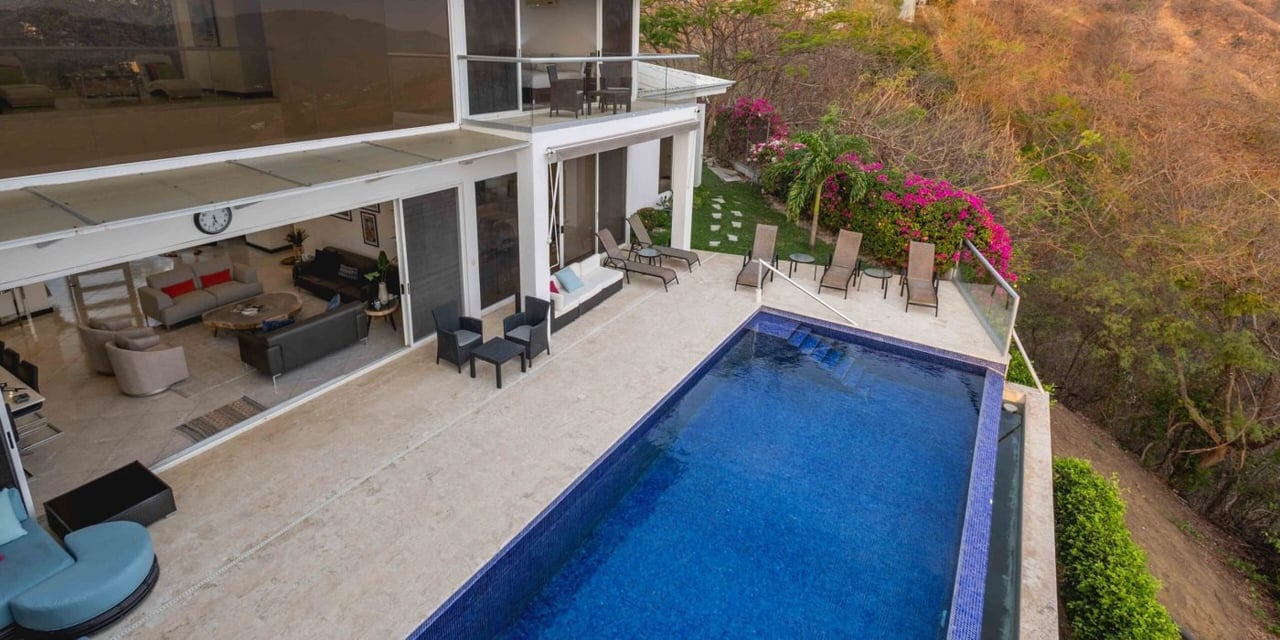 Oceanview Luxury Estate with Infinity Pool