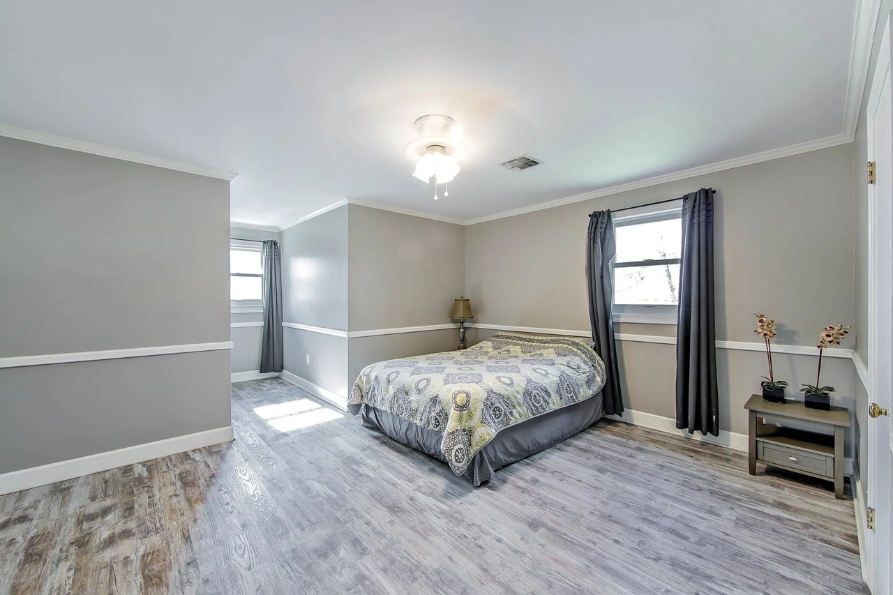 104 TALBOT DR