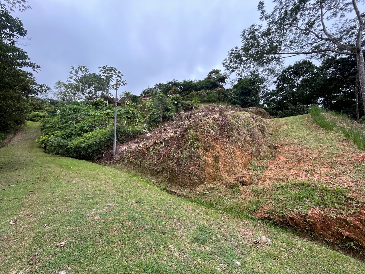 Beautiful Lot in Phase 9 Ojochal, Gated Communuity - NOW WITH LEGAL WATER