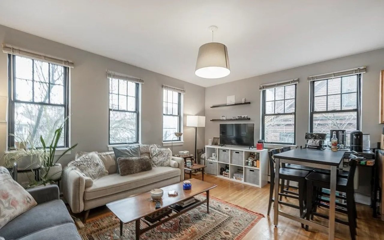 241 River St #6