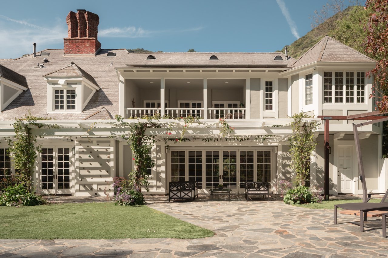 1420 Moraga Dr, Bel Air