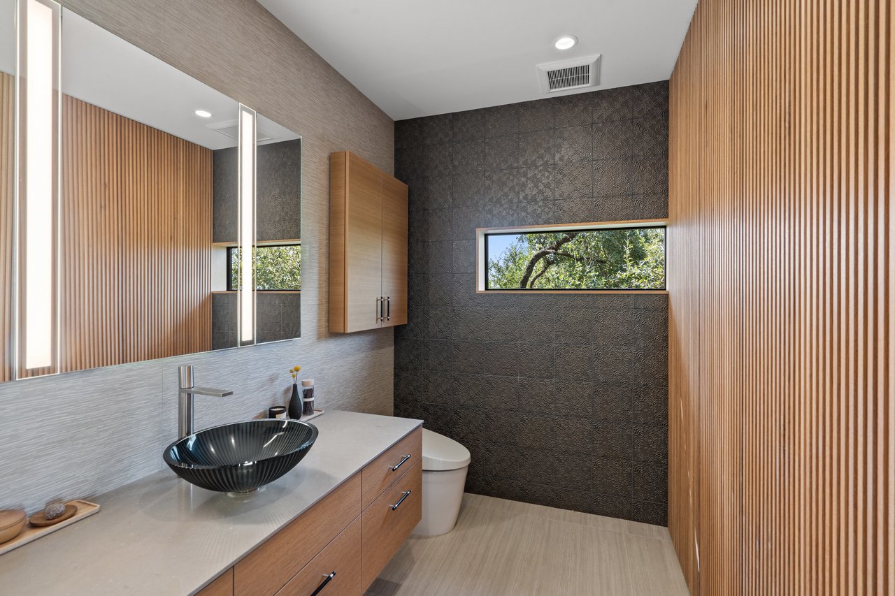 Modern Architecture Meets Hilltop Views