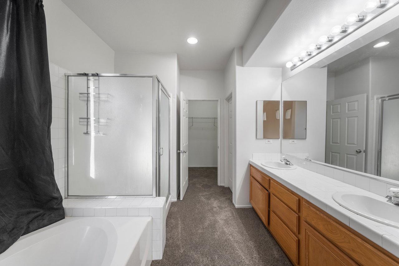 23861 Scarlet Oak Drive