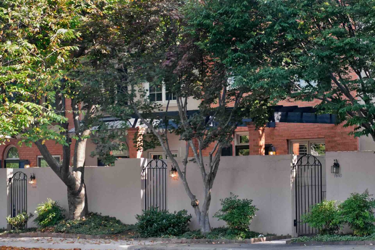 Garden Court