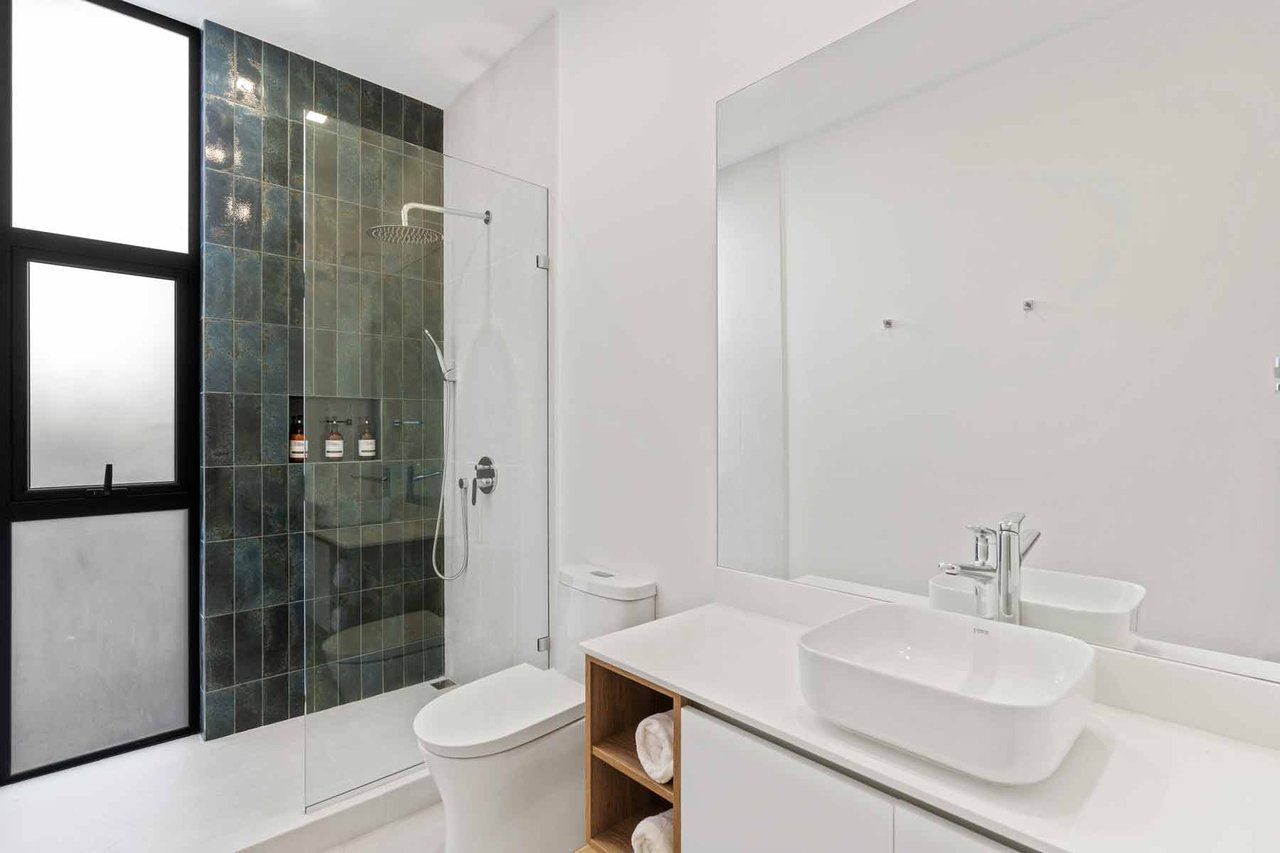 Bosques de Pinilla #16 | Modern 6-Bedroom Tropical Retreat with Casita in Hacienda Pinilla