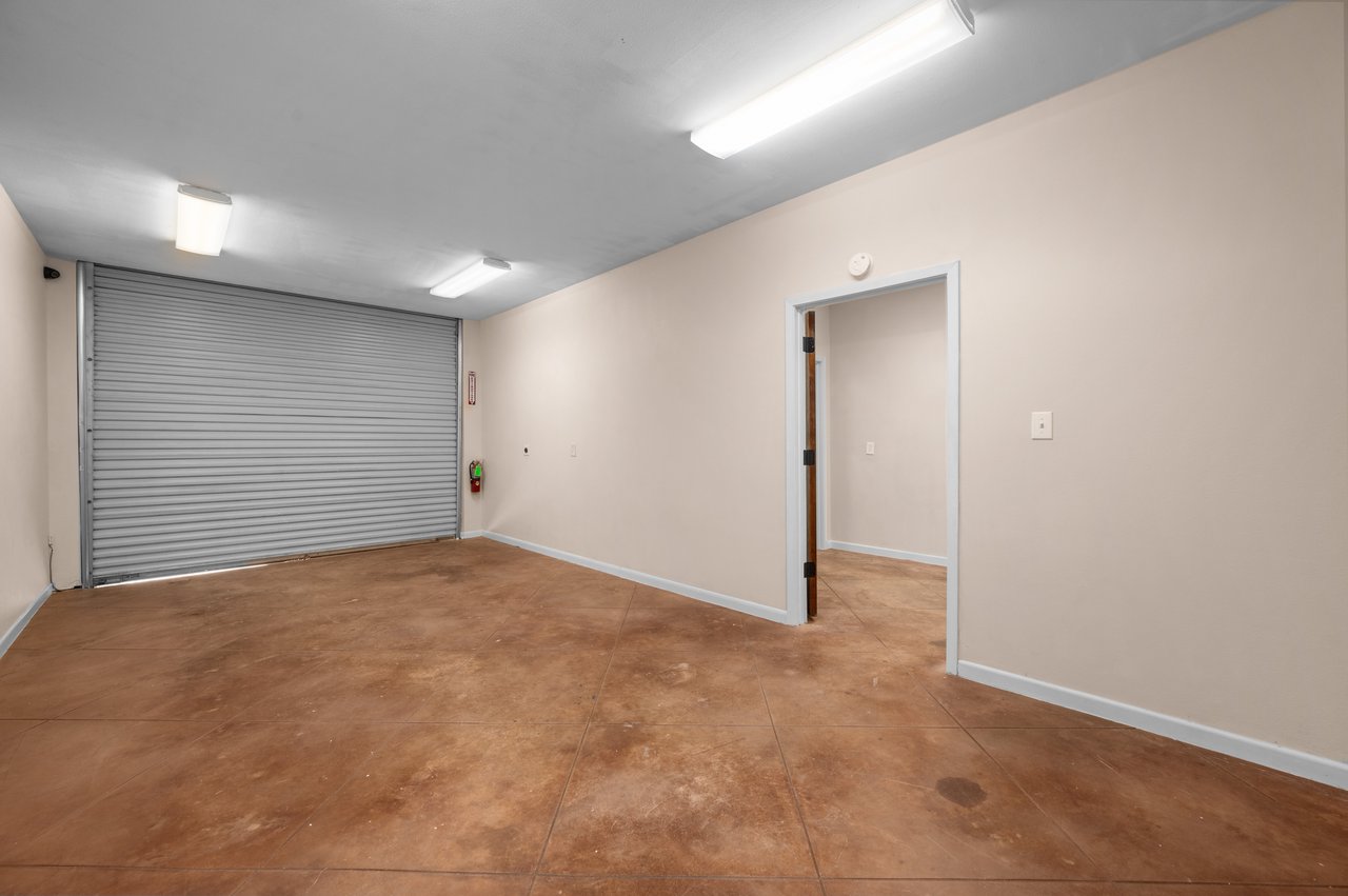 126 W Cedar Bayou Lynchburg Rd